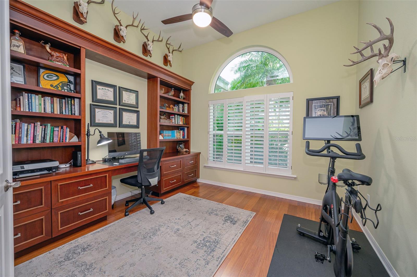 DEER CREEK - Residential