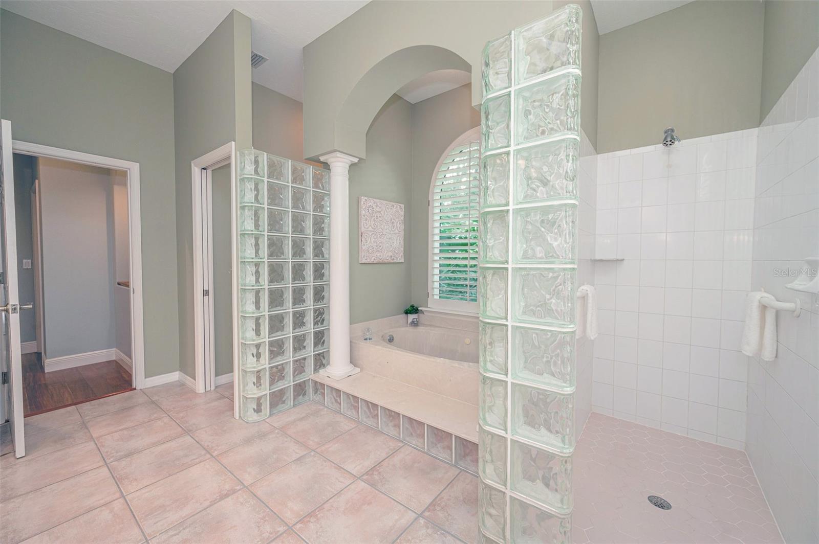 DEER CREEK - Residential