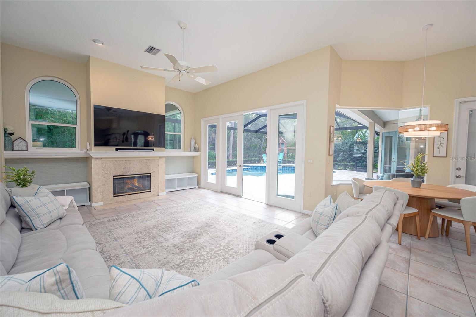 DEER CREEK - Residential