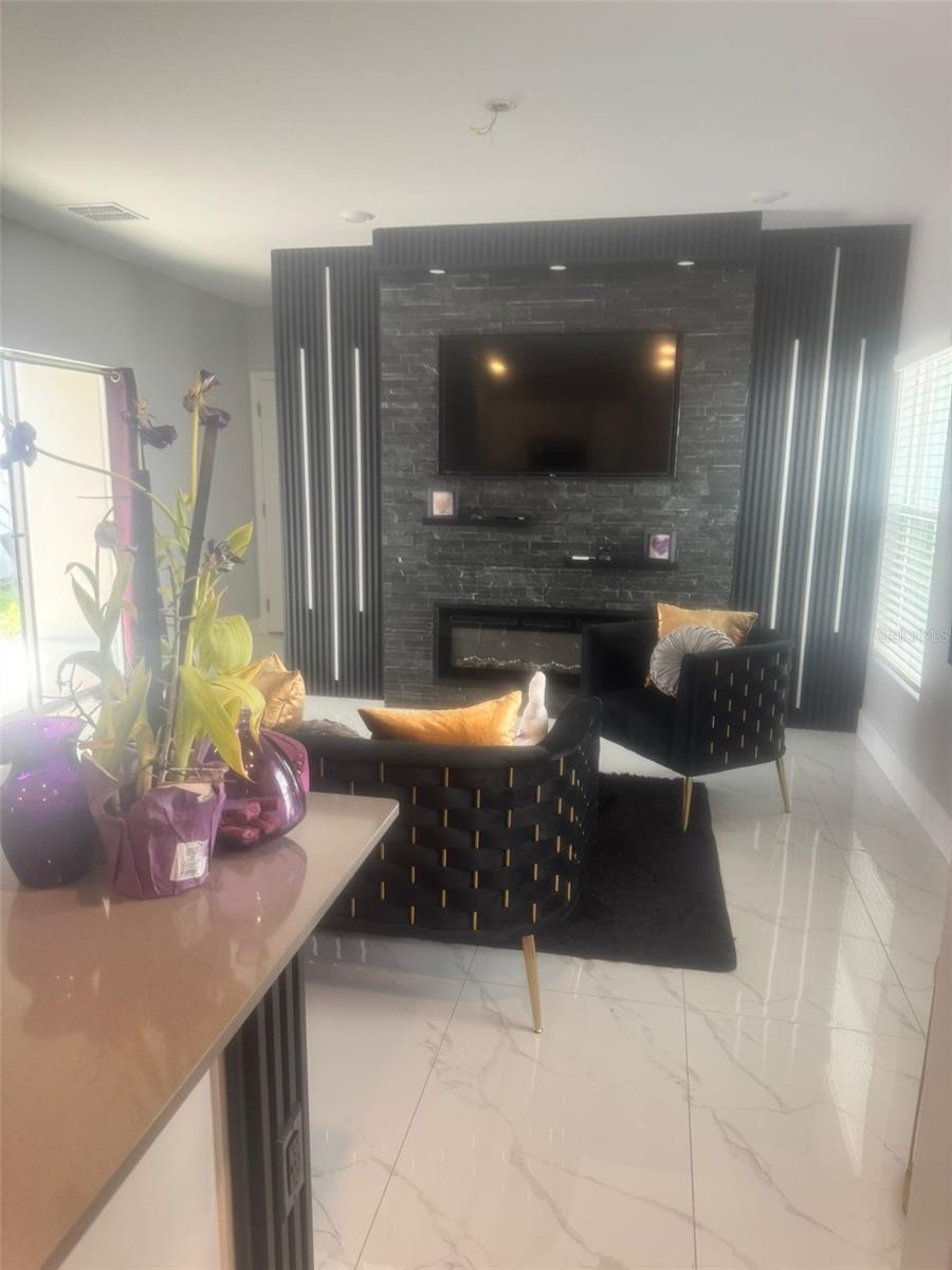 7245 SIENNA OAK ALLEY