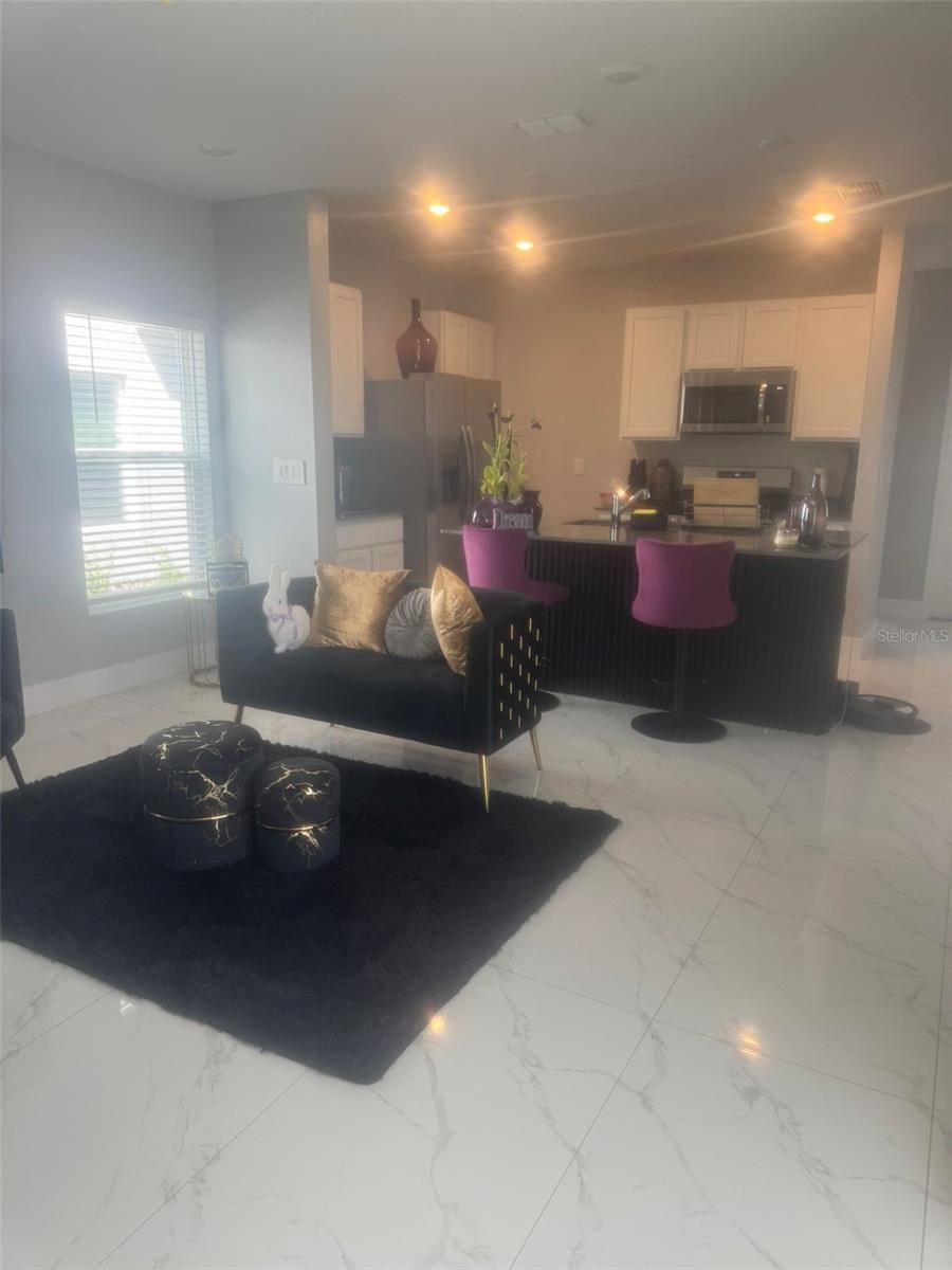 7245 SIENNA OAK ALLEY