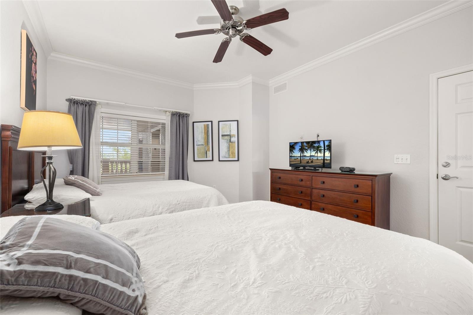 VILLAS AT REUNION SQUARE CONDO PH 5 - Residential Lease