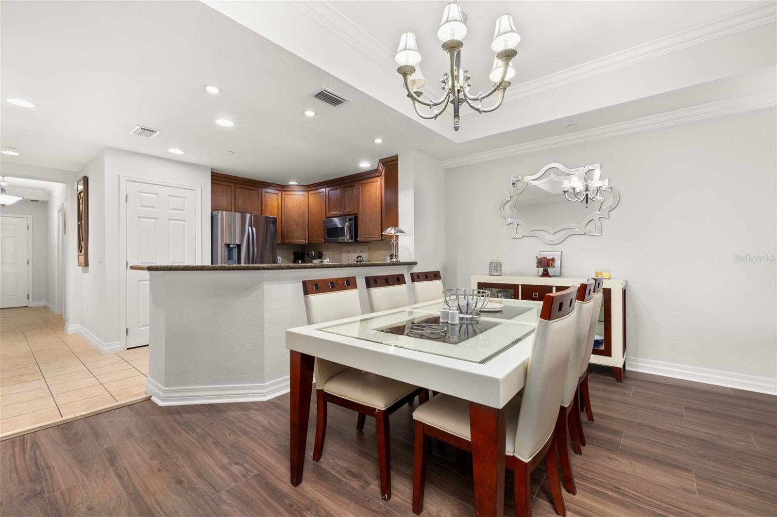 VILLAS AT REUNION SQUARE CONDO PH 5 - Residential Lease