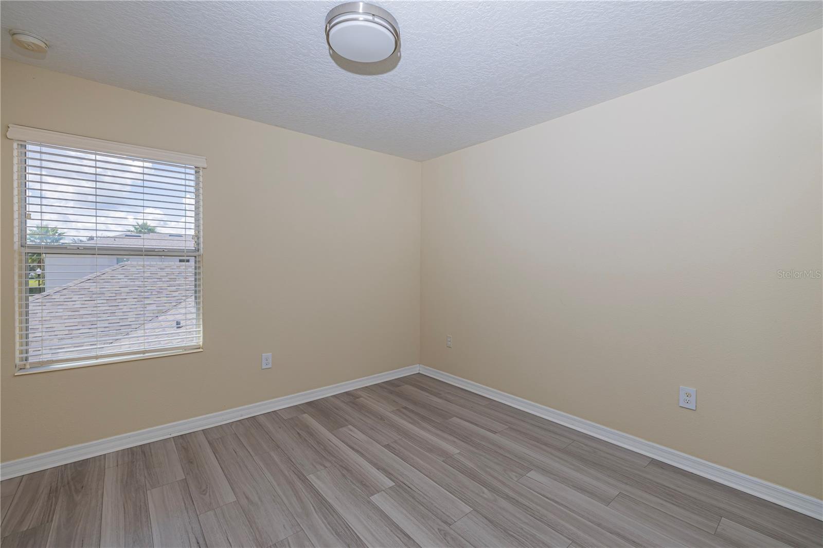 WINDERMERE SOUND PH 2 - Residential