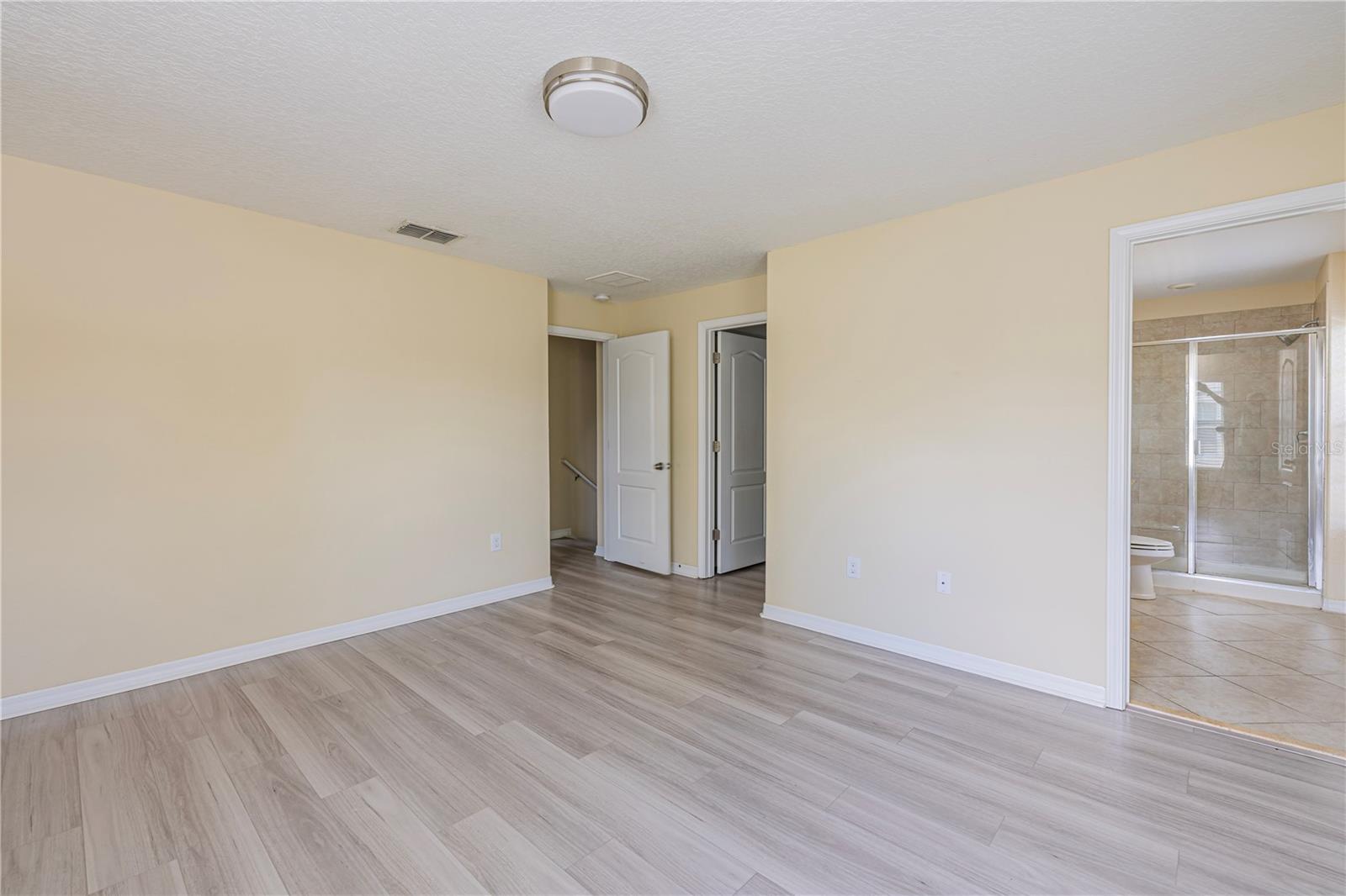 WINDERMERE SOUND PH 2 - Residential