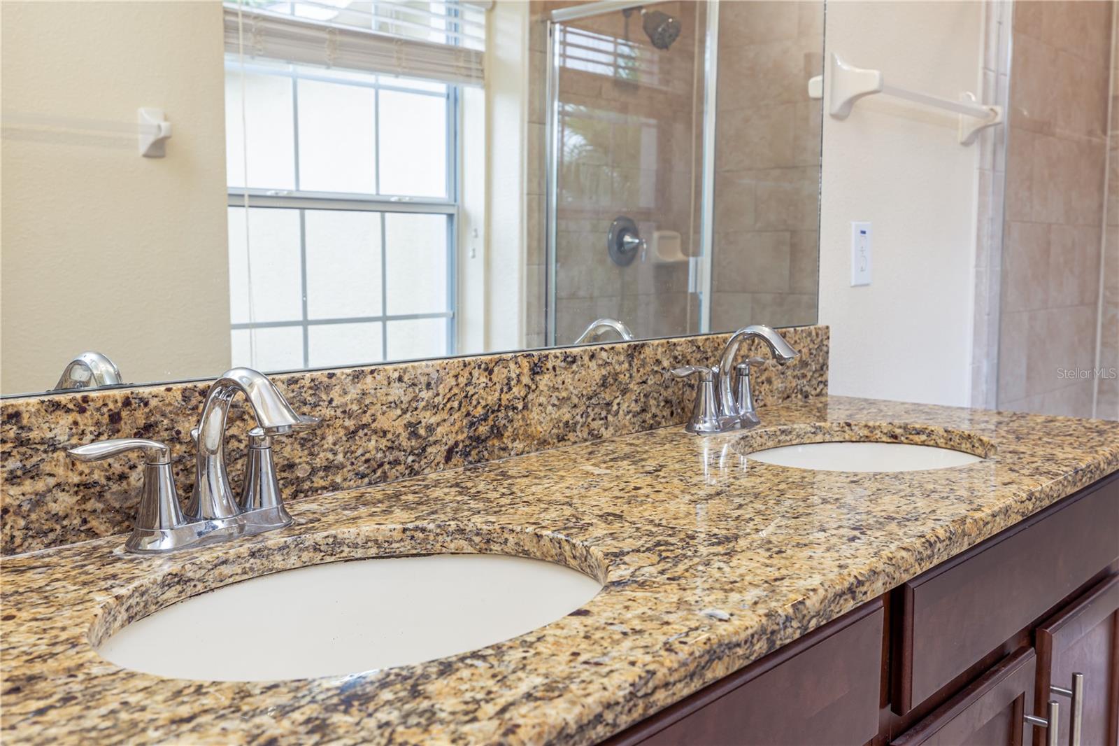 WINDERMERE SOUND PH 2 - Residential