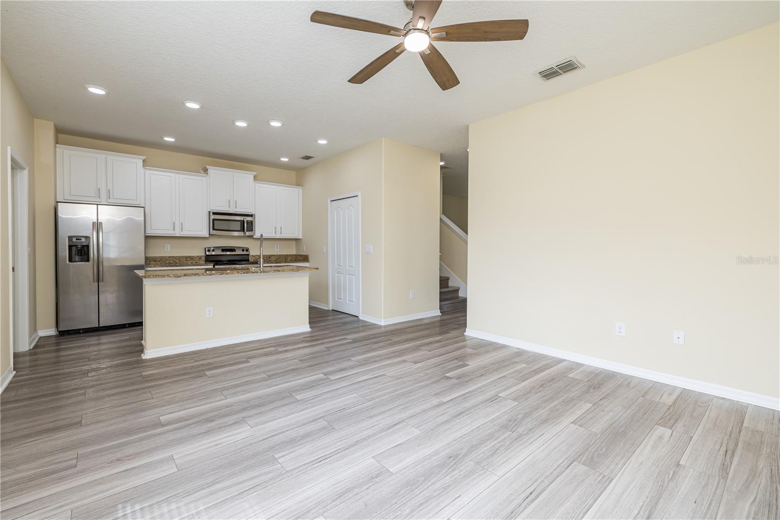 WINDERMERE SOUND PH 2 - Residential