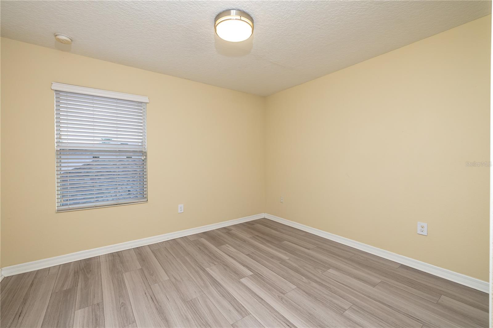 WINDERMERE SOUND PH 2 - Residential