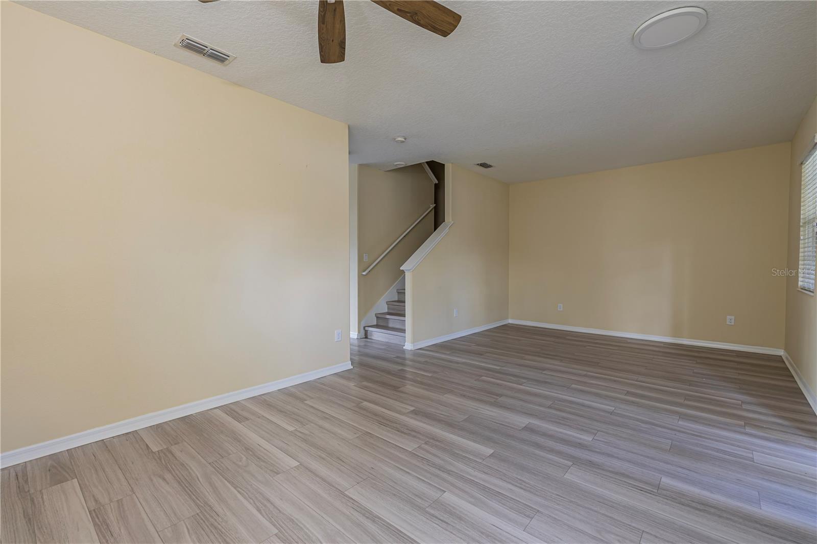 WINDERMERE SOUND PH 2 - Residential