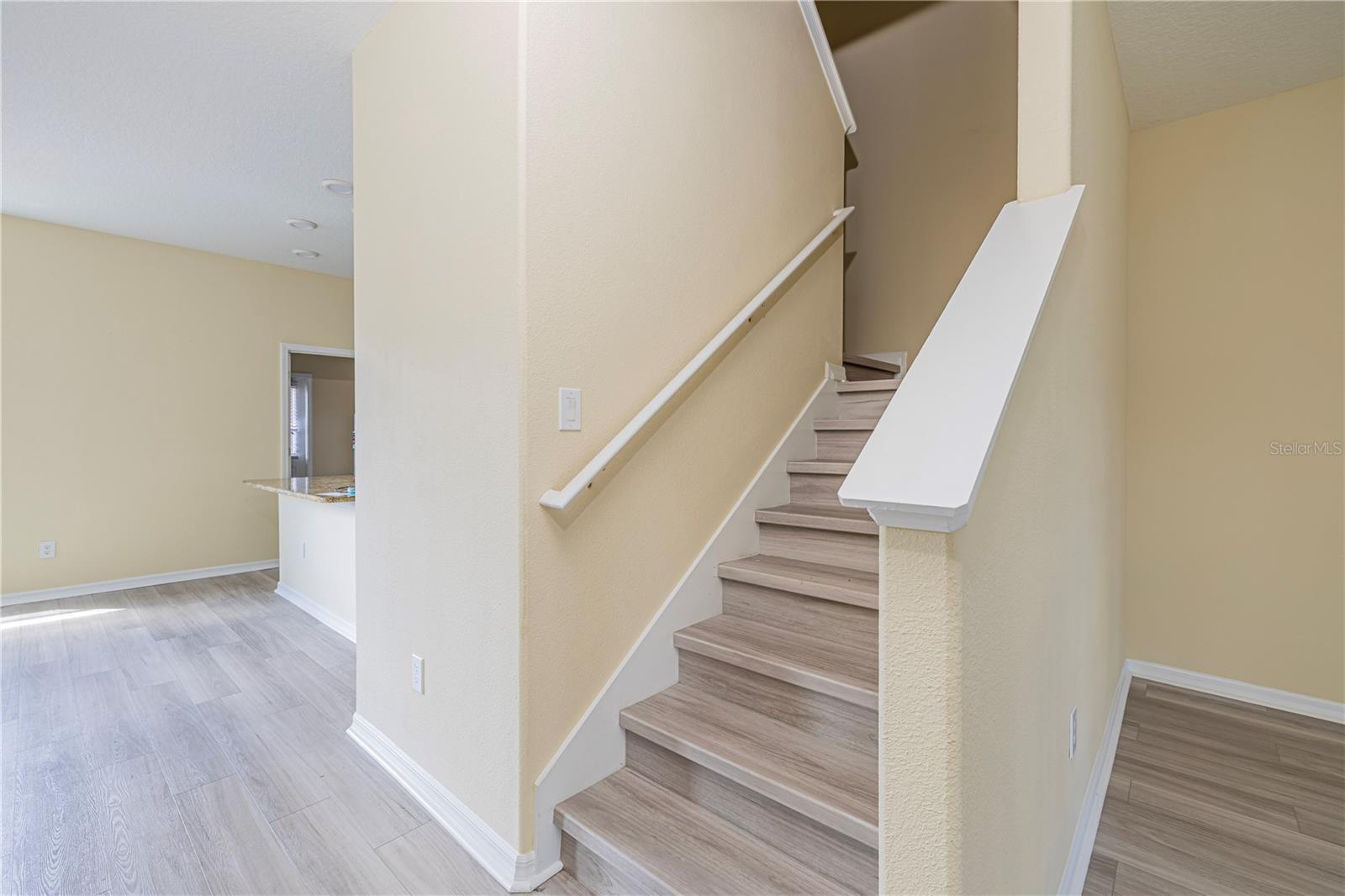 WINDERMERE SOUND PH 2 - Residential