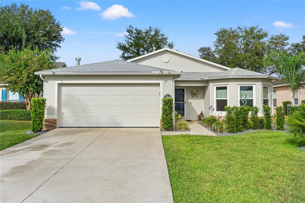 Photo of 15819 SW 13th Circle, Ocala, FL 34473 (MLS # TB8435335)