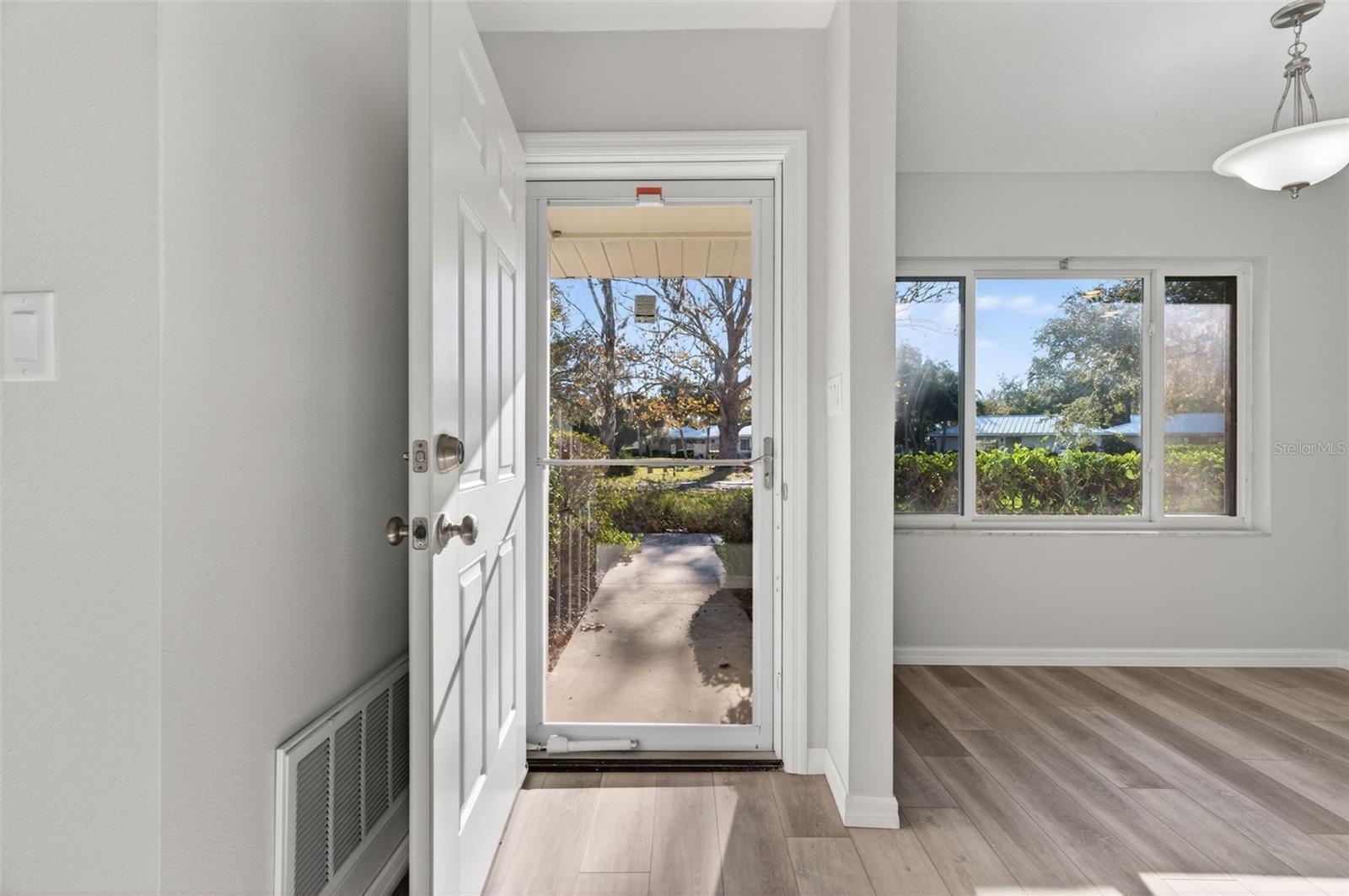 THE BAY VILLAS - Residential