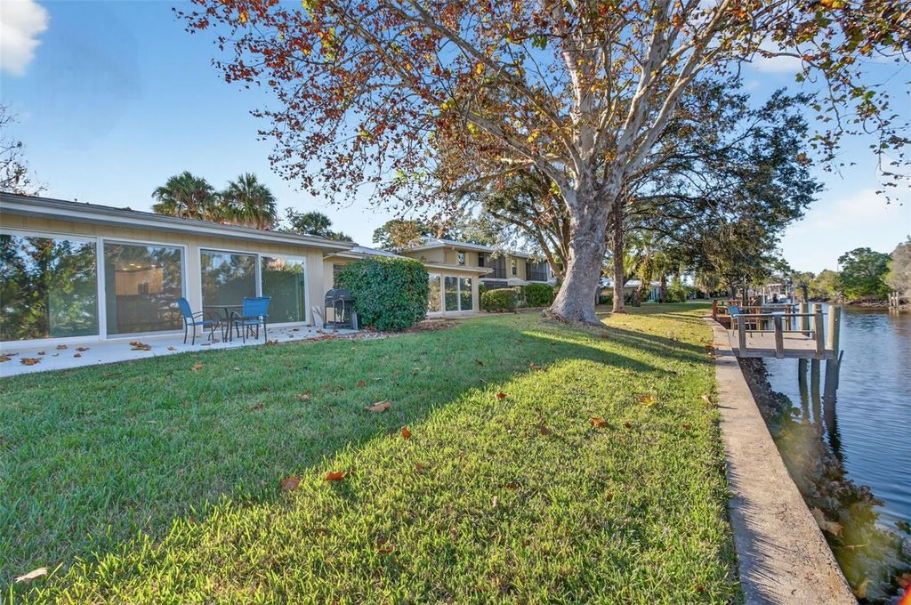 Photo of 11340 W Bayshore Drive, Crystal River, FL 34429 (MLS # OM715121)