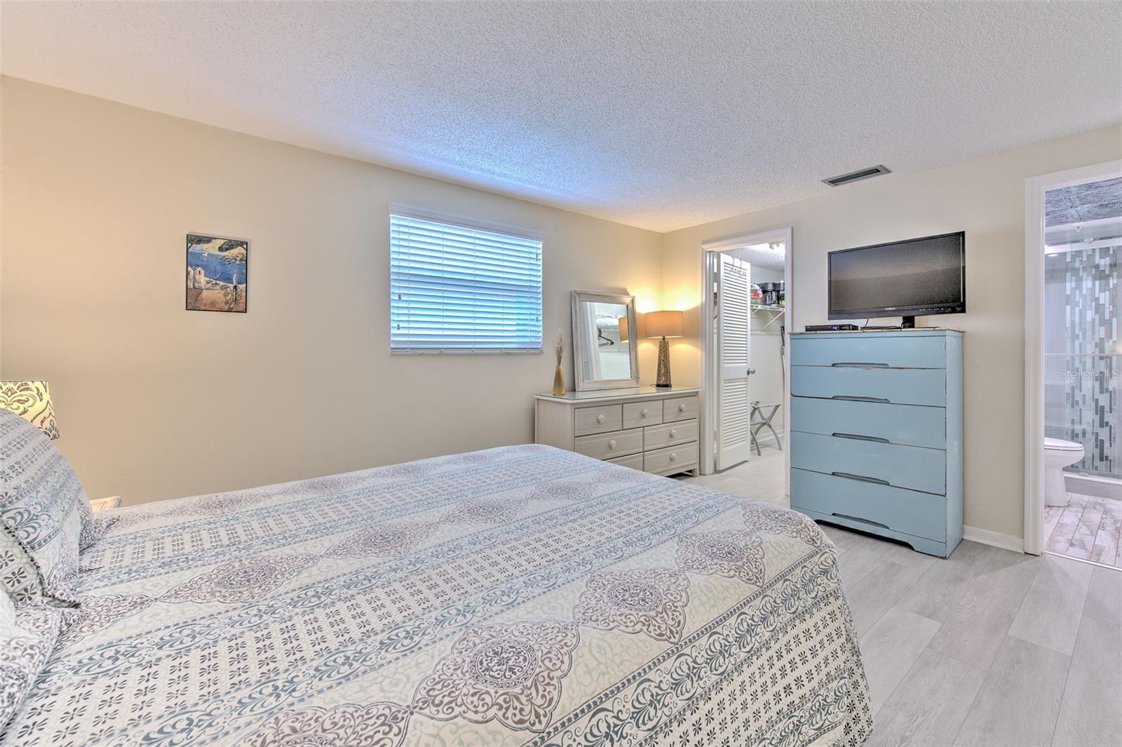 RAM-SEA I CONDO - Residential