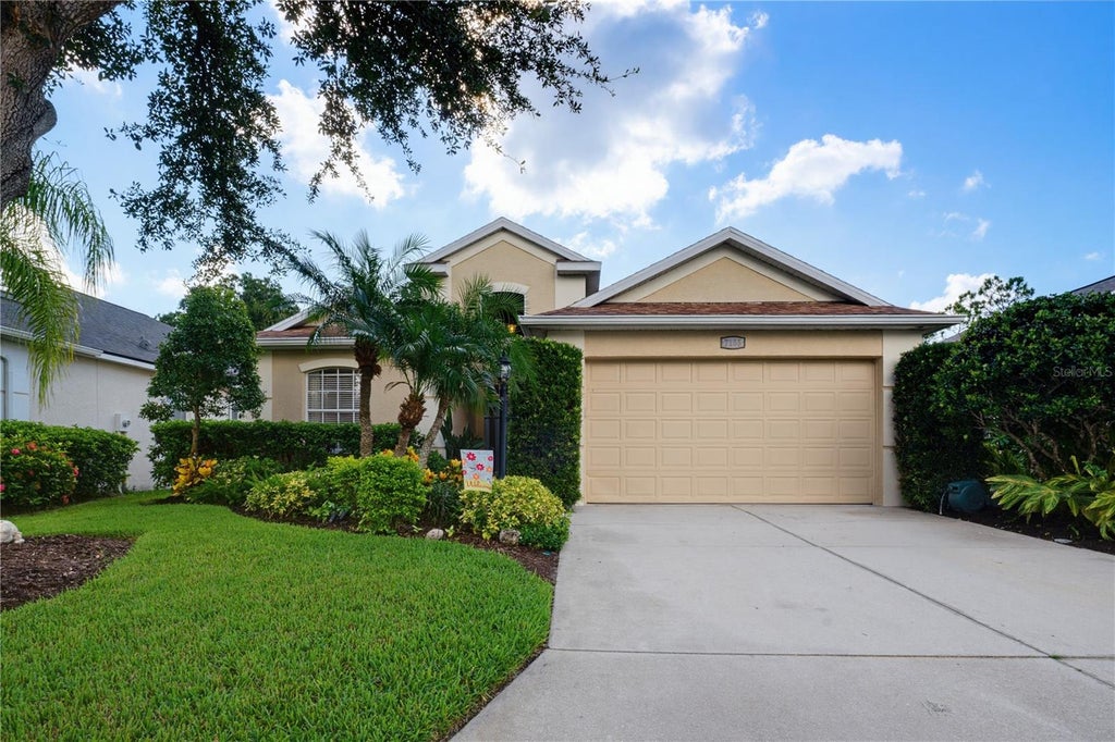 Photo of 7155 Spikerush Court, Bradenton, FL 34202 (MLS # A4701129)