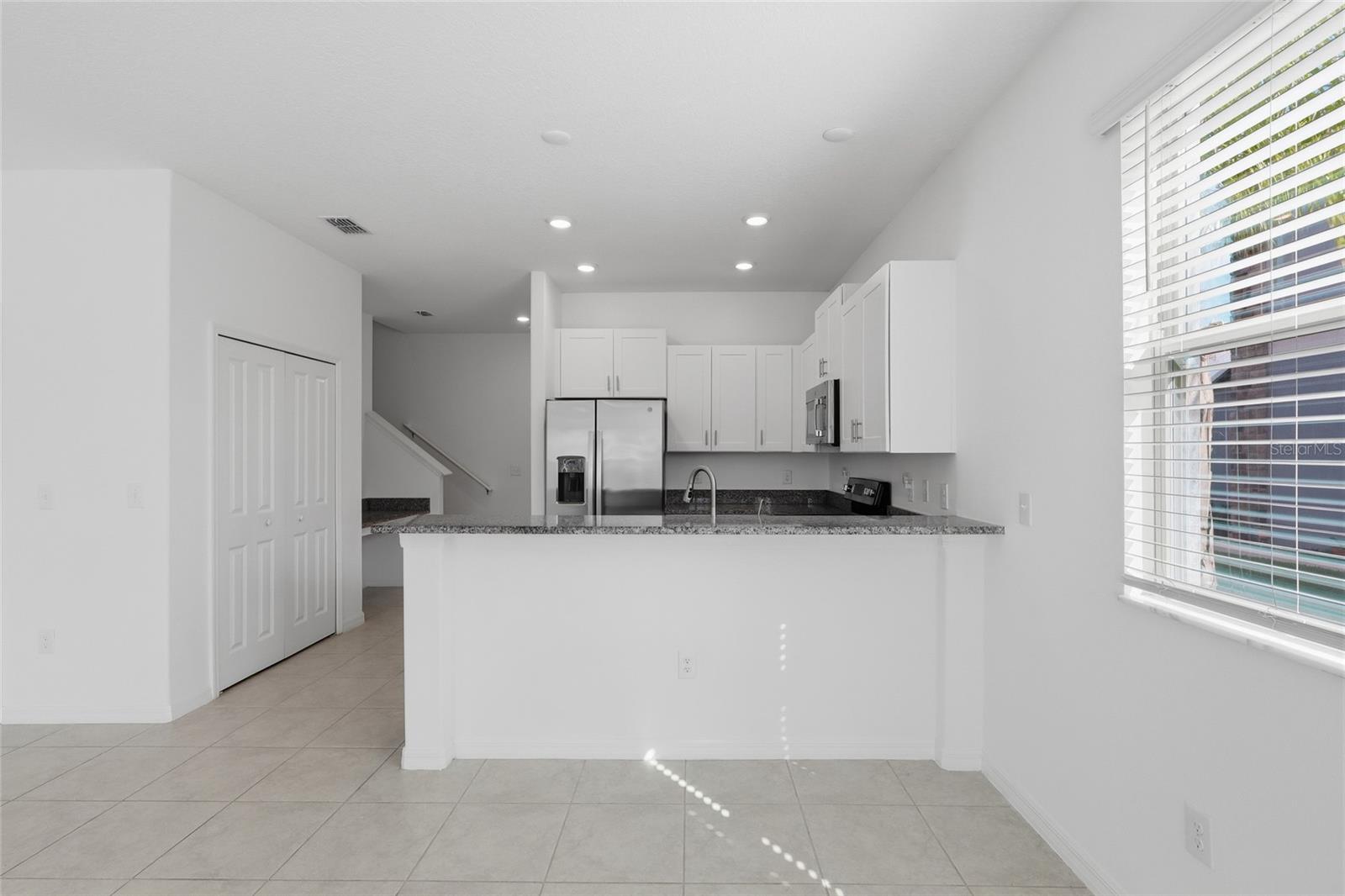 BELMONT TH - Residential Lease