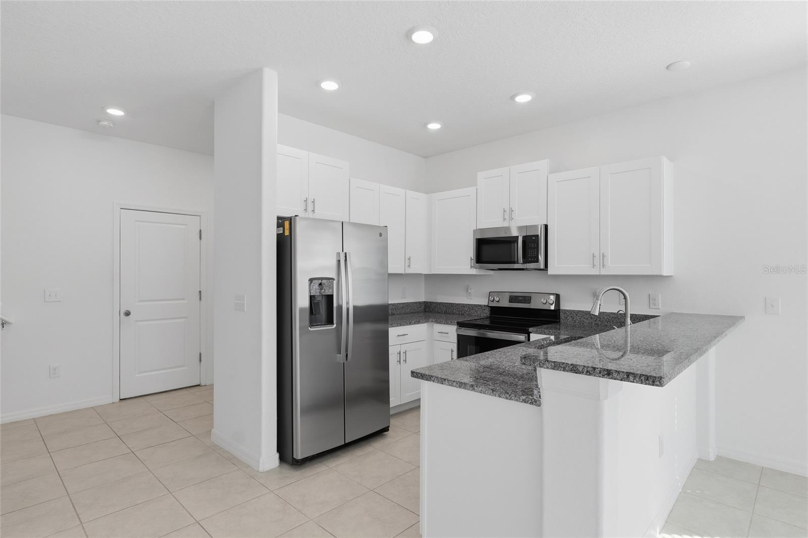 BELMONT TH - Residential Lease