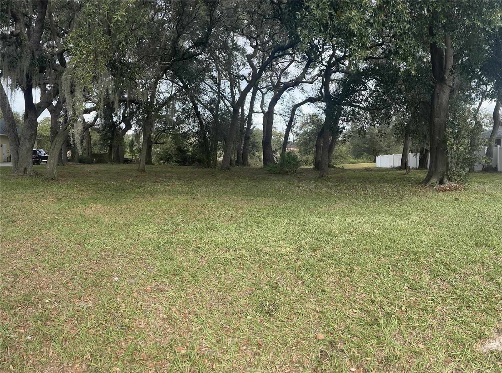 Discover the perfect blend of privacy and convenience with this 0.71 acre lot in the gated Lake Deeson Woods community. Nestled just minutes from I4, you'll enjoy quick access to restaurants, shopping, golf and more. Don's miss this opportunity to own a piece of paradise in a sought after location. Bring your builder and build your dream home today!