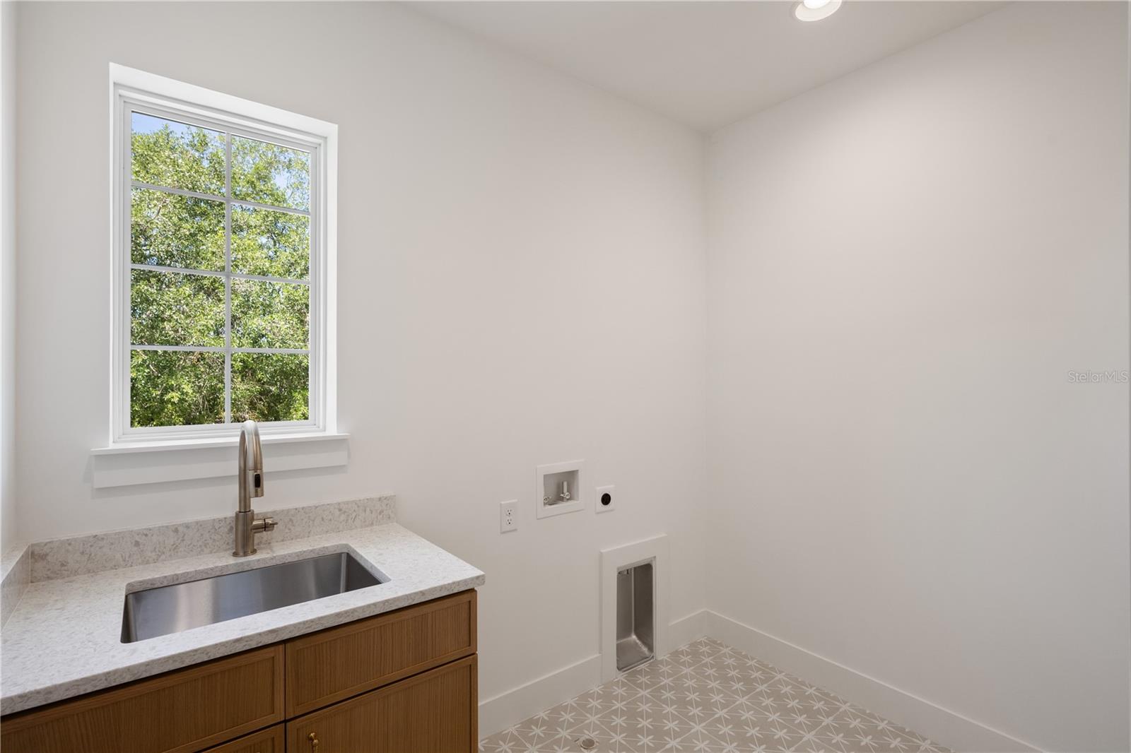 TEMPLE TERRACE - Residential