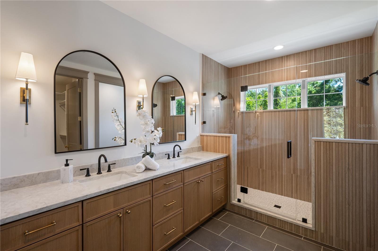 TEMPLE TERRACE - Residential