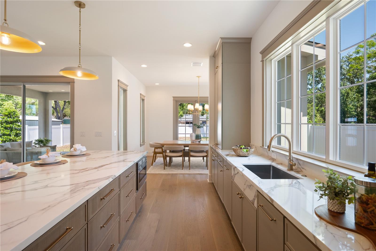 TEMPLE TERRACE - Residential