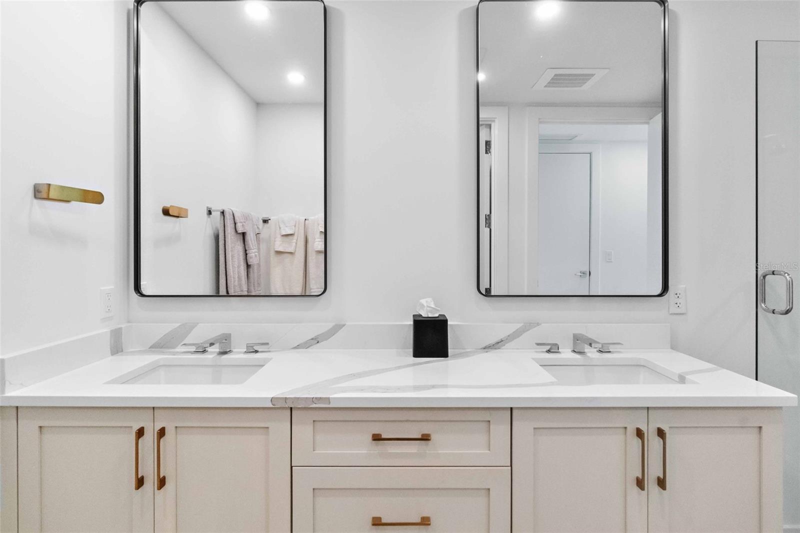 TEN35 SEASIDE - Residential