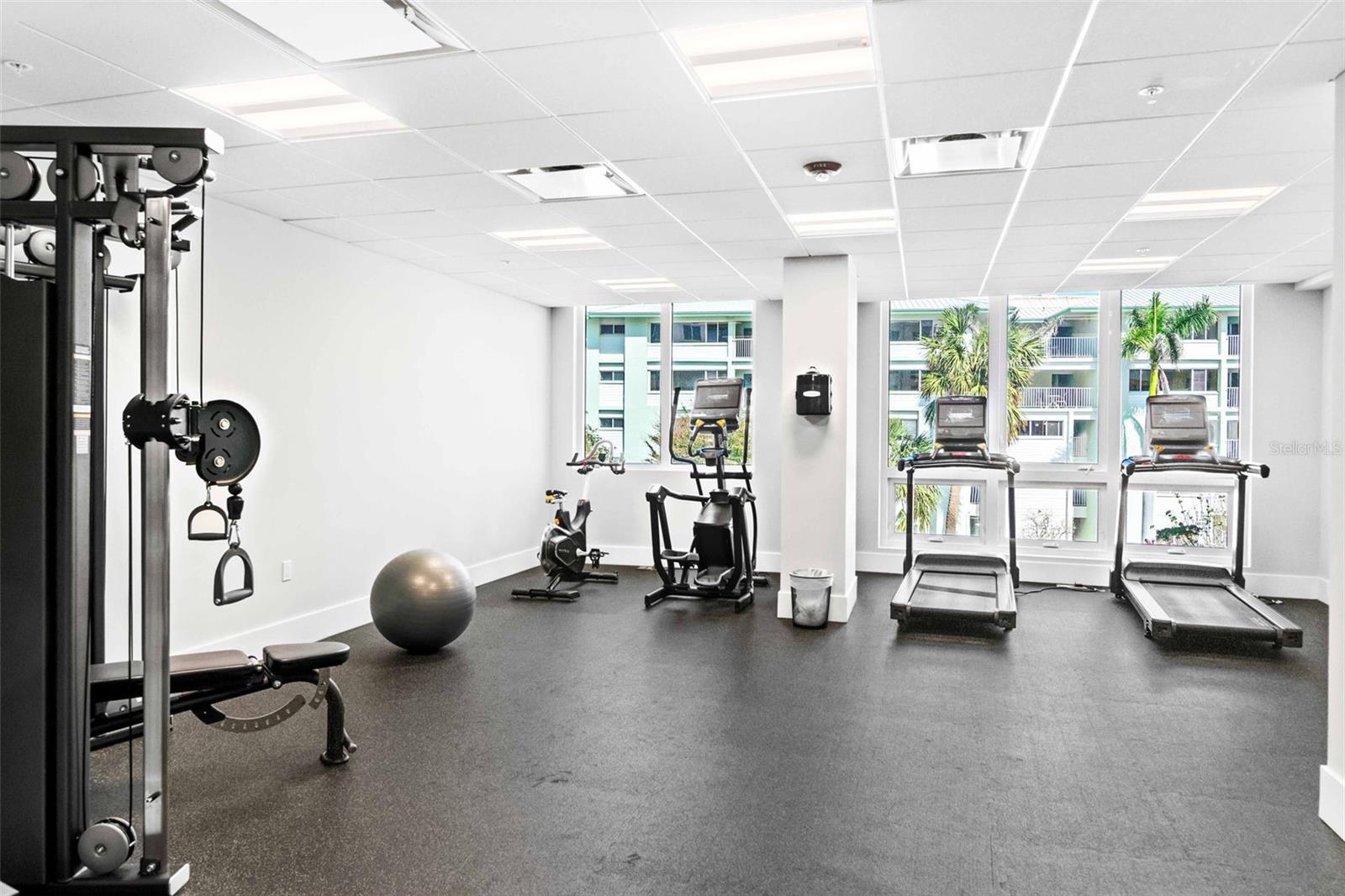 TEN35 SEASIDE - Residential