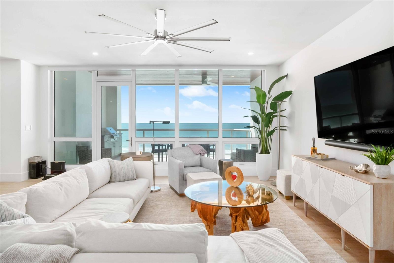 TEN35 SEASIDE - Residential