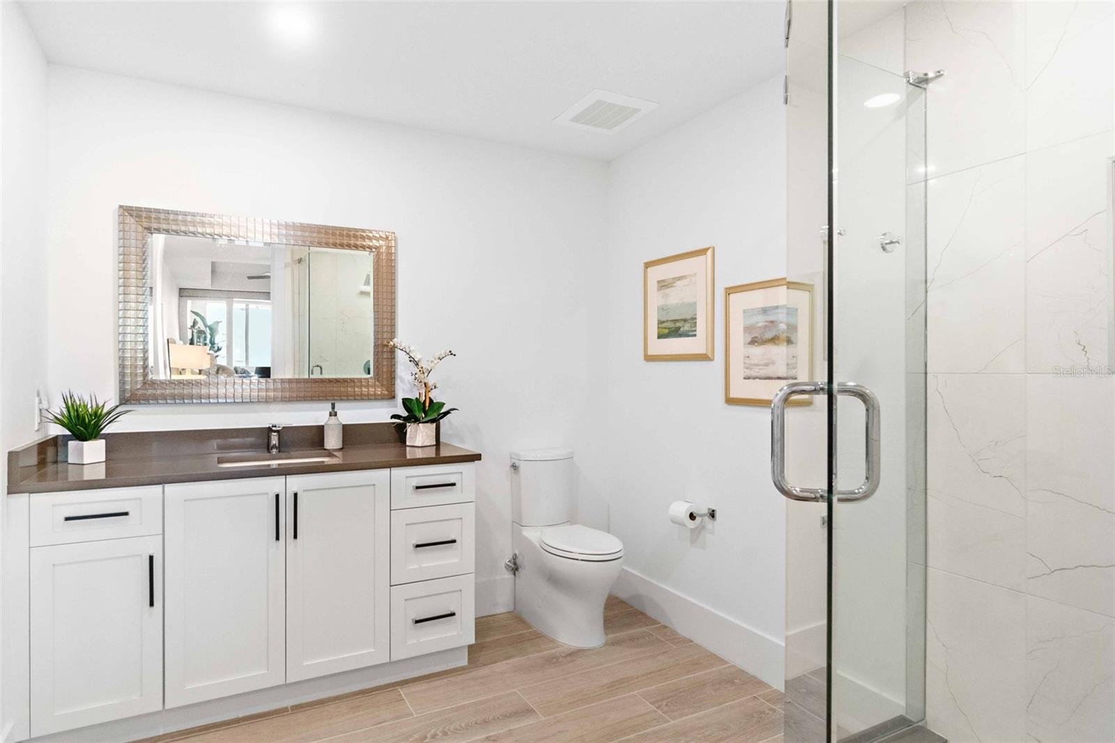 TEN35 SEASIDE - Residential