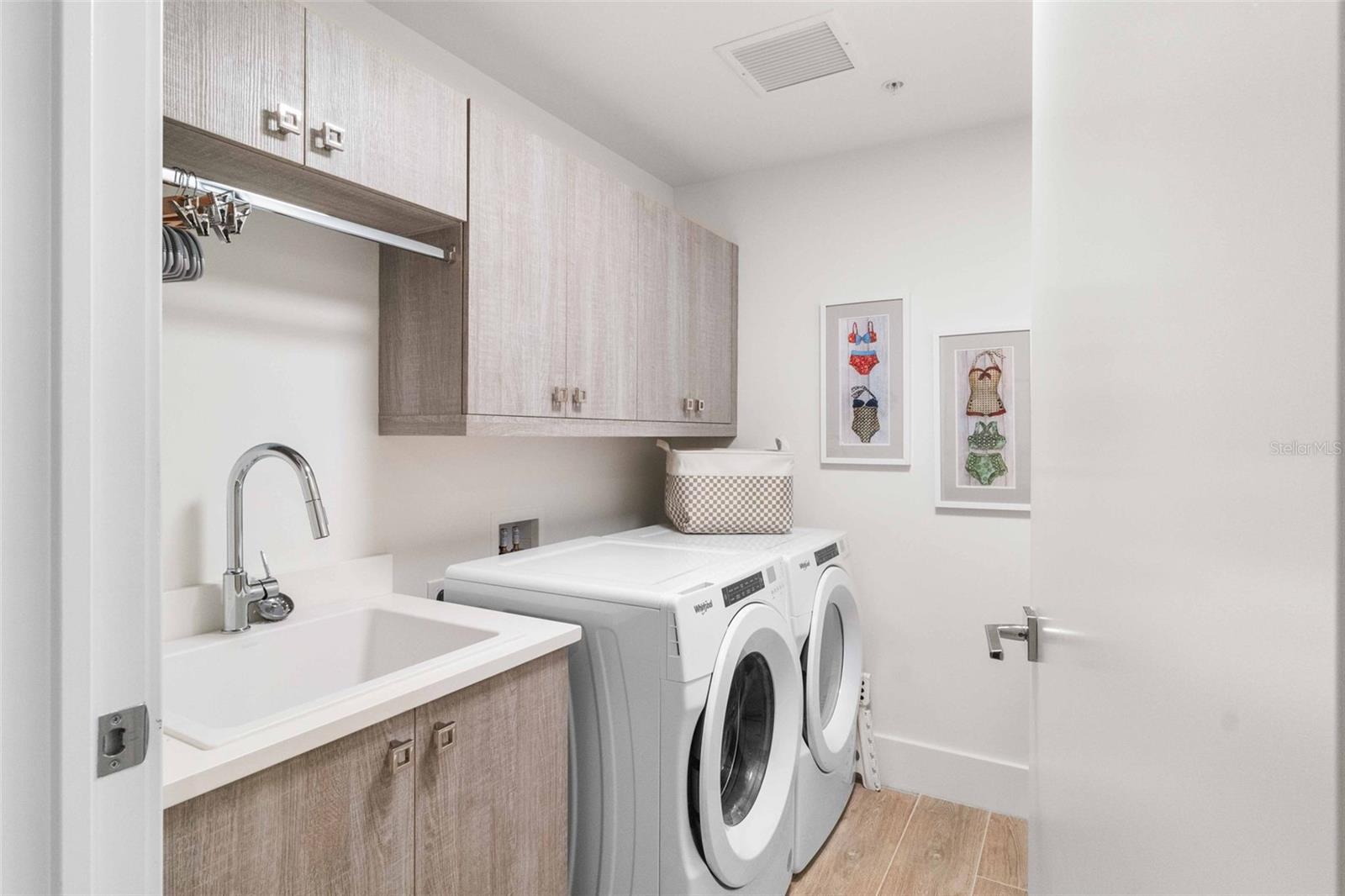 TEN35 SEASIDE - Residential