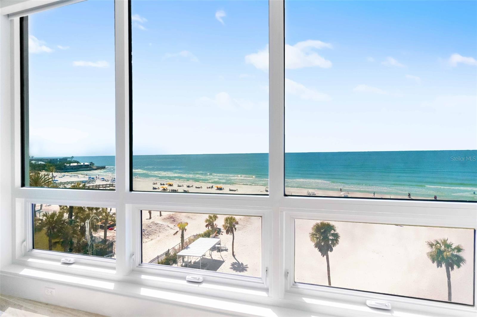 TEN35 SEASIDE - Residential