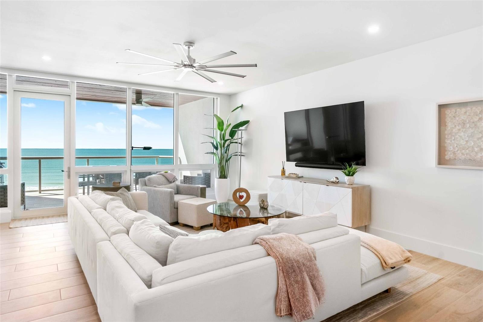 TEN35 SEASIDE - Residential