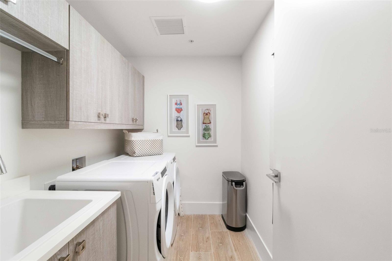 TEN35 SEASIDE - Residential