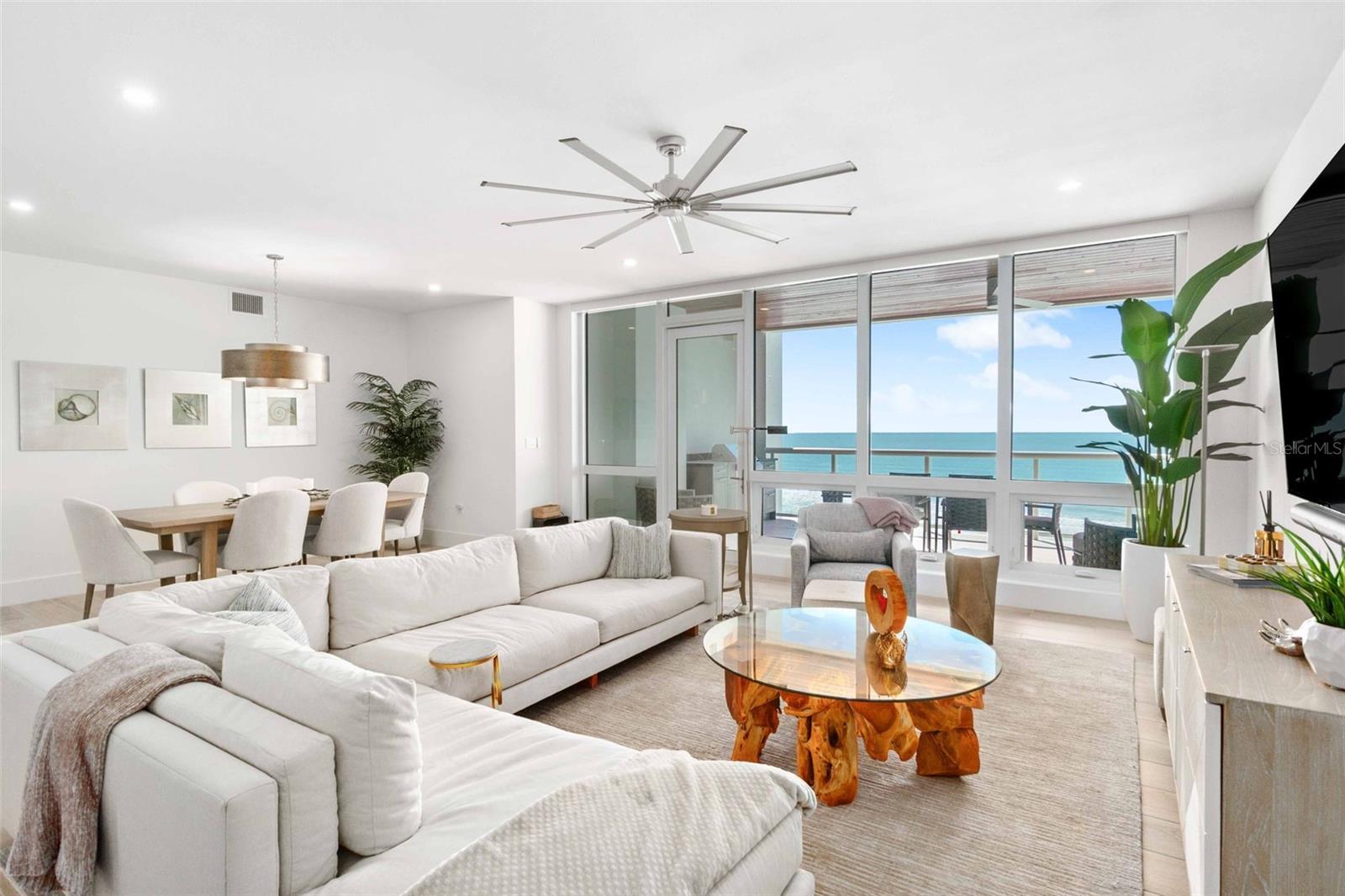 TEN35 SEASIDE - Residential