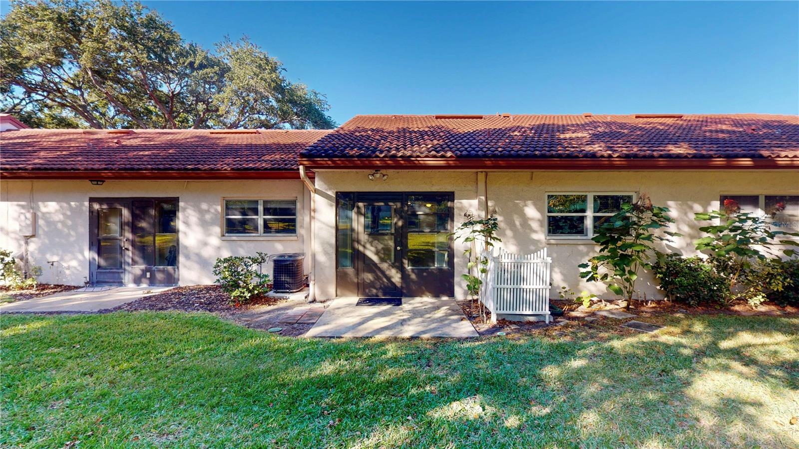 SCOTSDALE VILLA CONDO - Residential