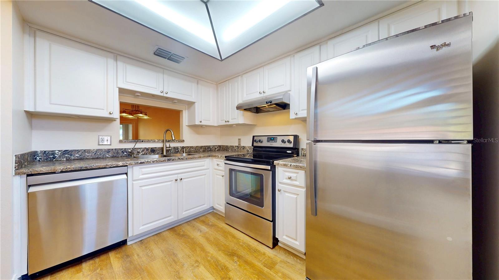 SCOTSDALE VILLA CONDO - Residential