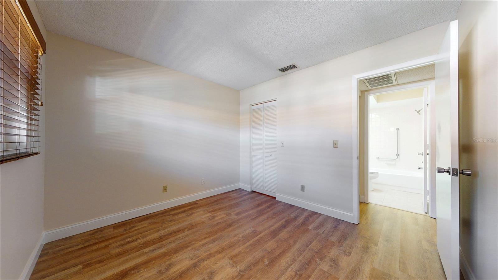 SCOTSDALE VILLA CONDO - Residential