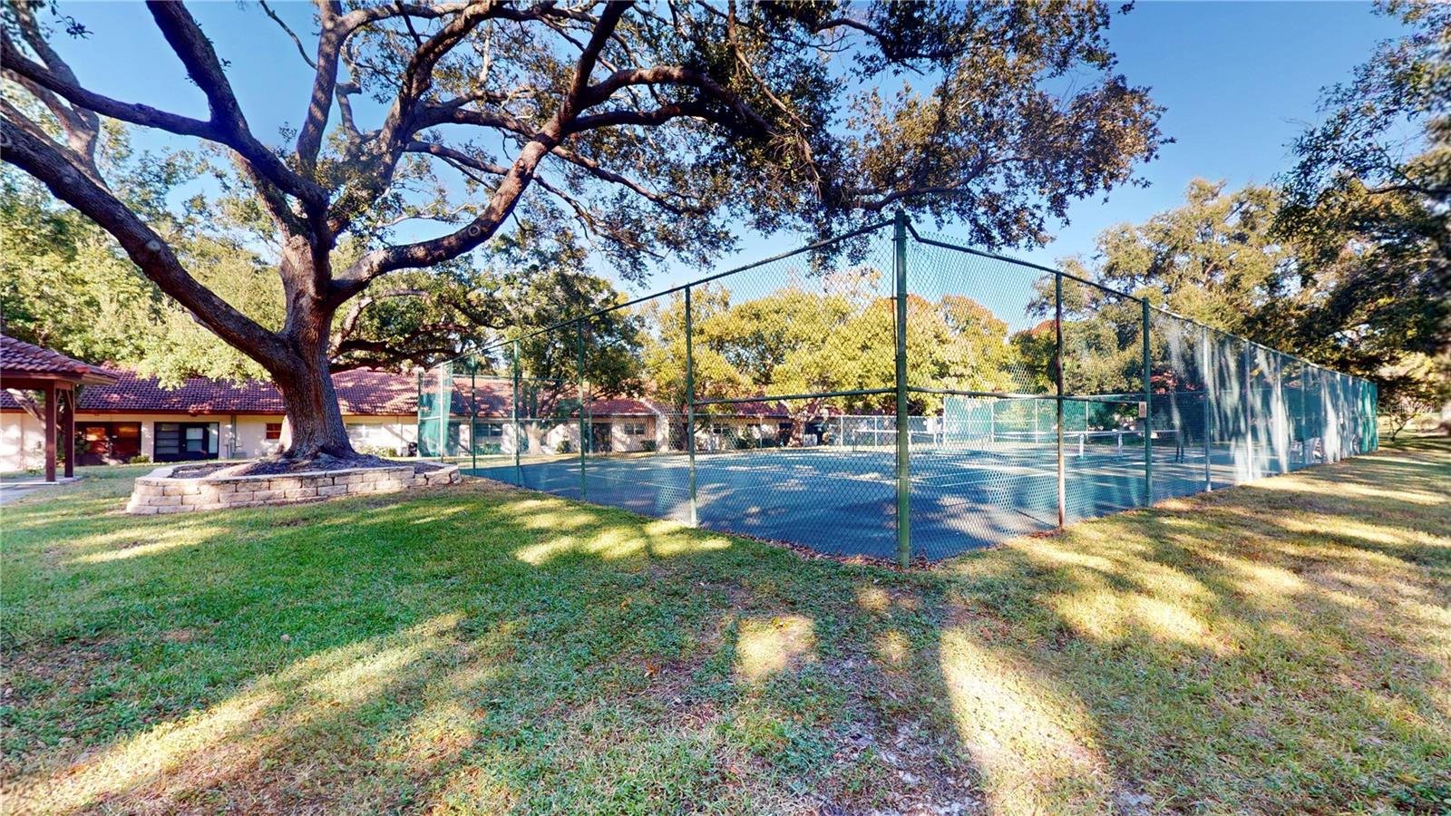 SCOTSDALE VILLA CONDO - Residential