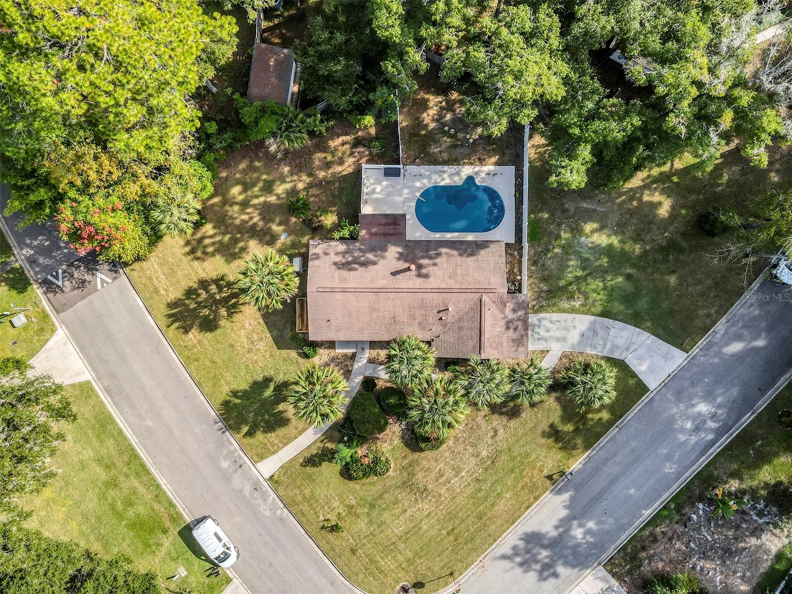 WESTCHESTER MANOR - Residential
