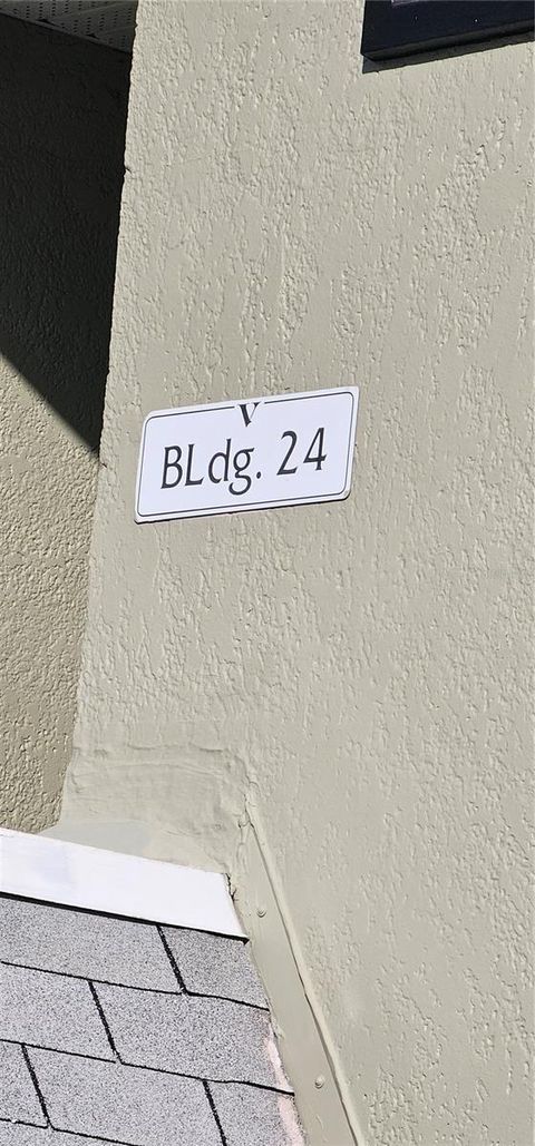 Photo of 525 S Conway Road #31, Orlando, FL 32807 (MLS # O6362602)