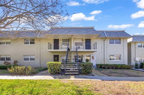 Photo of 525 S Conway Road #31, Orlando, FL 32807 (MLS # O6362602)