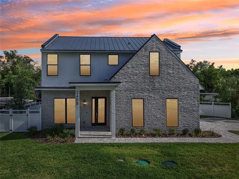 A home in WINTER PARK