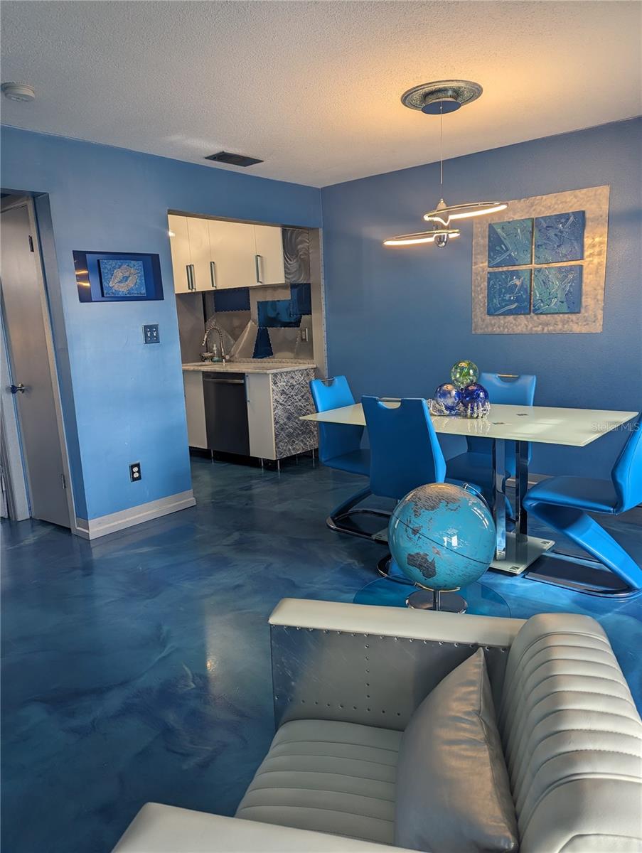 WATERSIDE AT COQUINA KEY SOUTH - Residential Lease