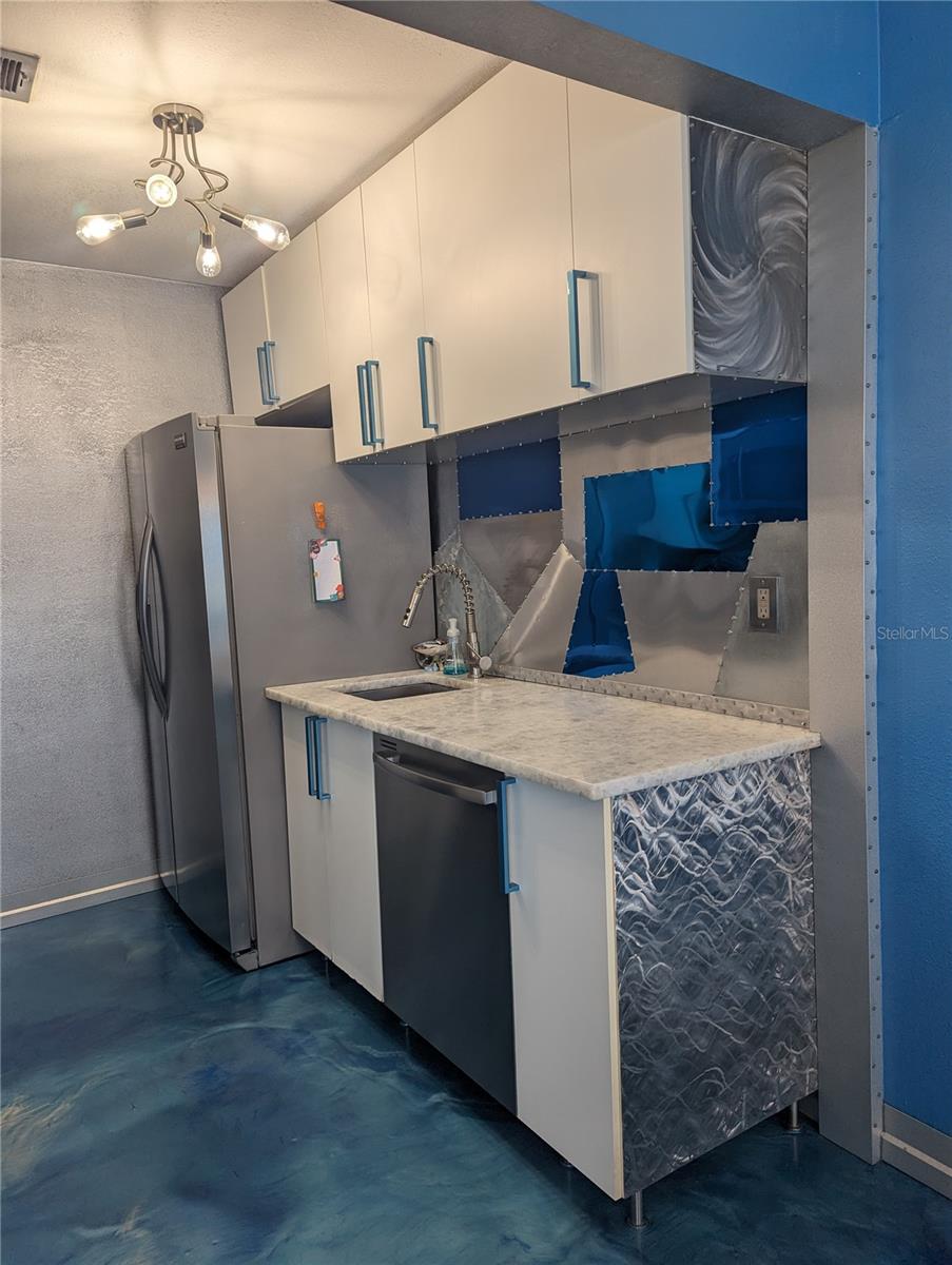 WATERSIDE AT COQUINA KEY SOUTH - Residential Lease