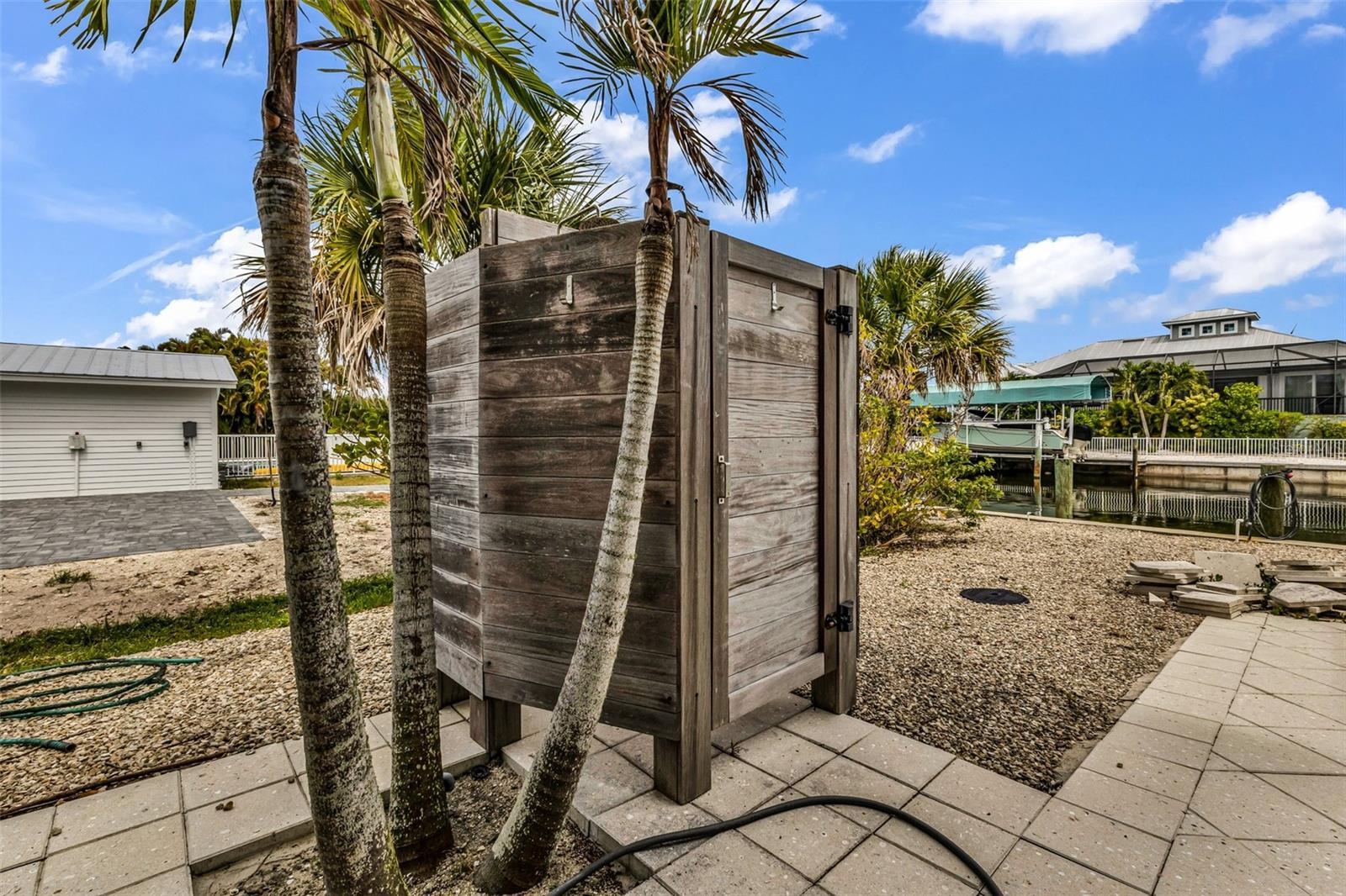 PIRATE HARBOR - Residential