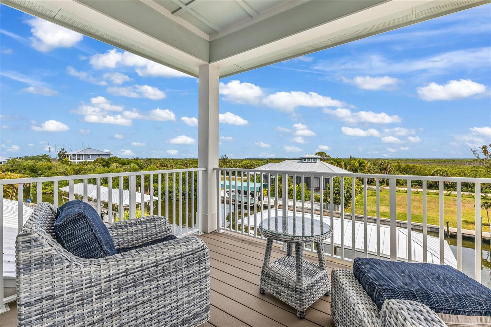 PIRATE HARBOR - Residential
