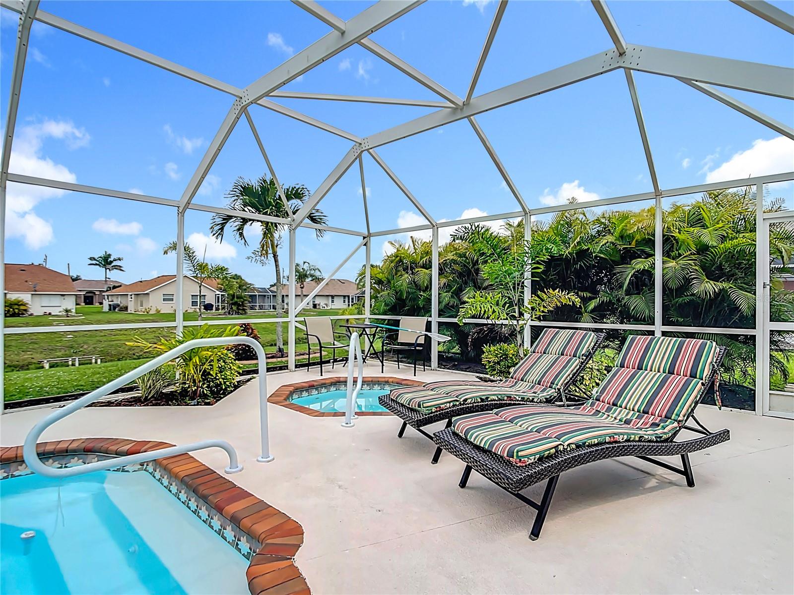 ROTONDA WEST BROADMOOR - Residential