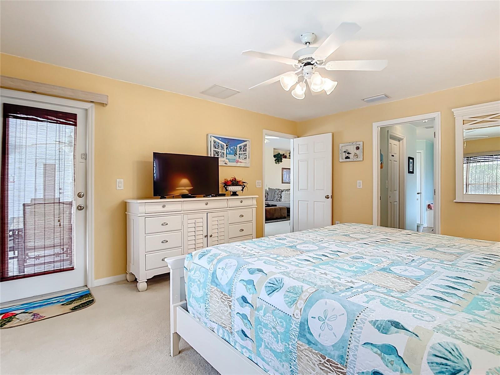 ROTONDA WEST BROADMOOR - Residential