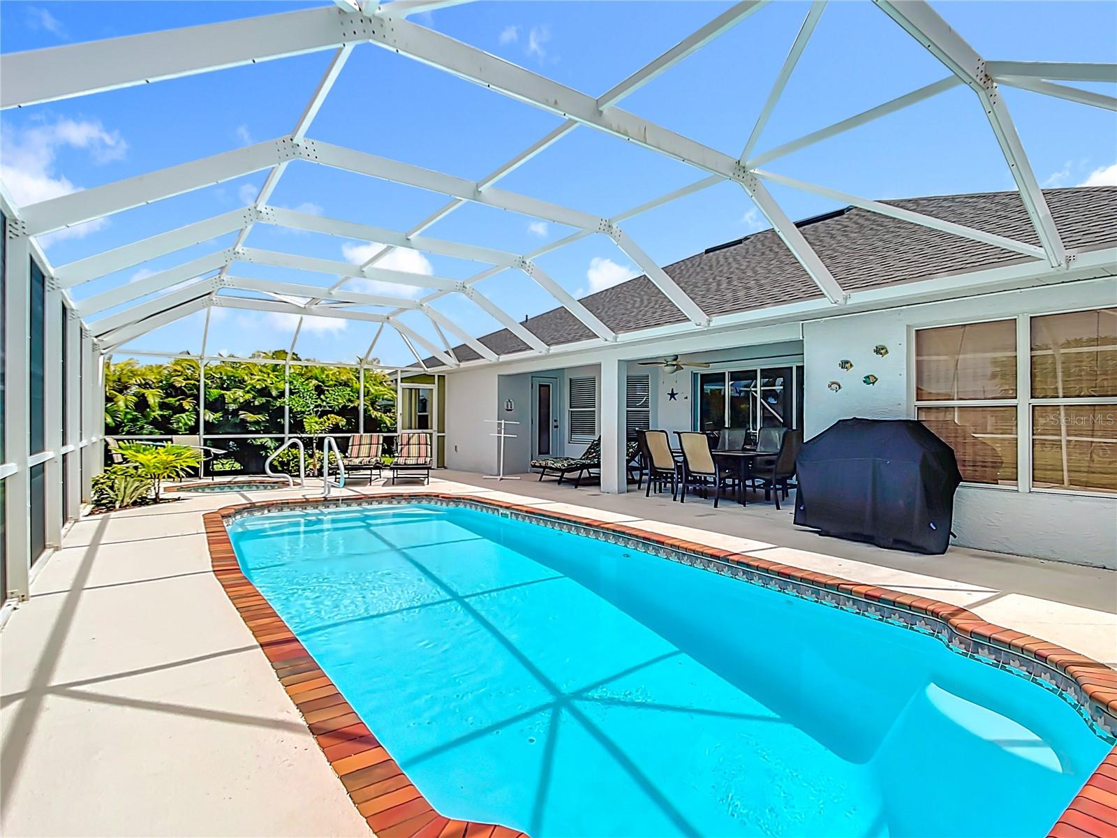 ROTONDA WEST BROADMOOR - Residential