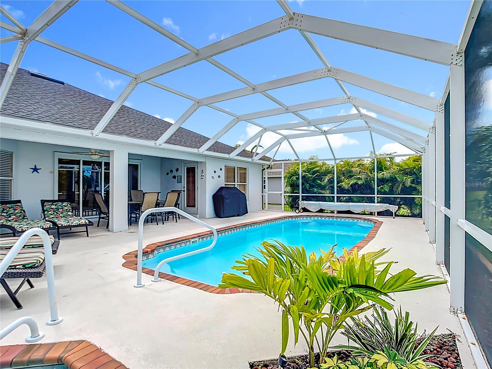 ROTONDA WEST BROADMOOR - Residential